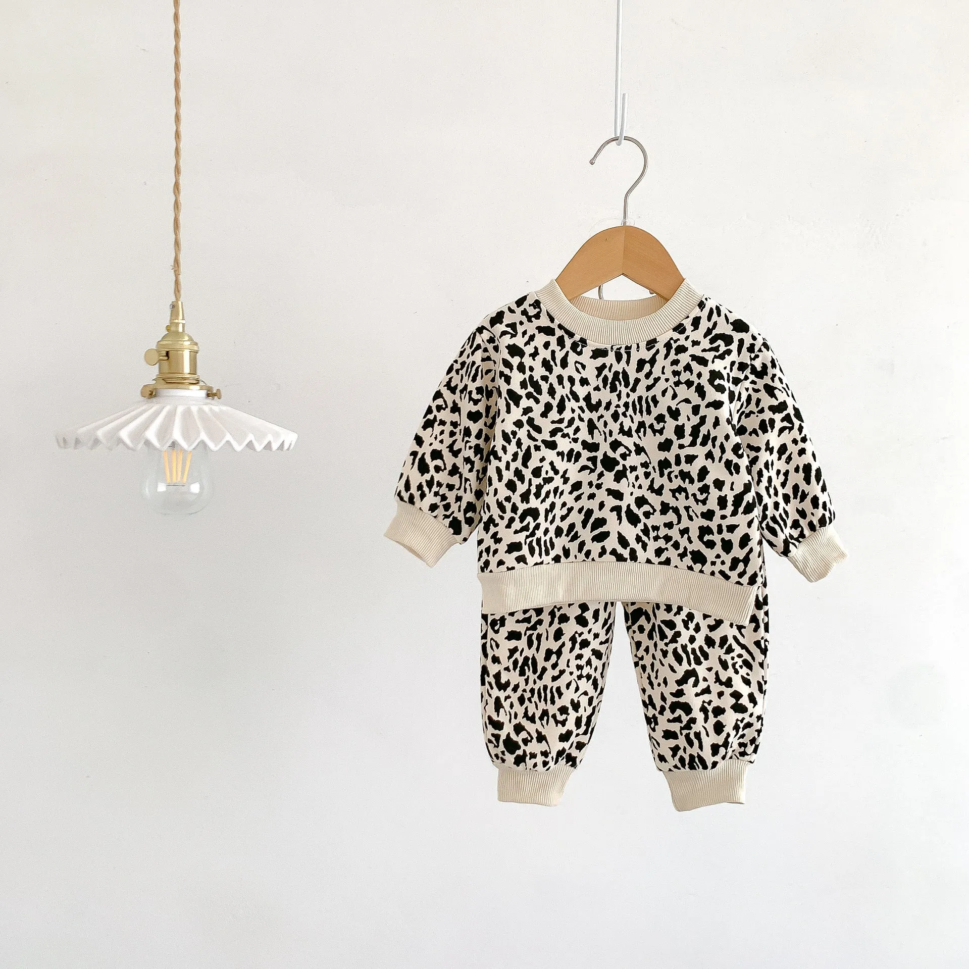 2 Pieces Set Baby Kid Girls Leopard Print Tops And Pants Wholesale 23101910