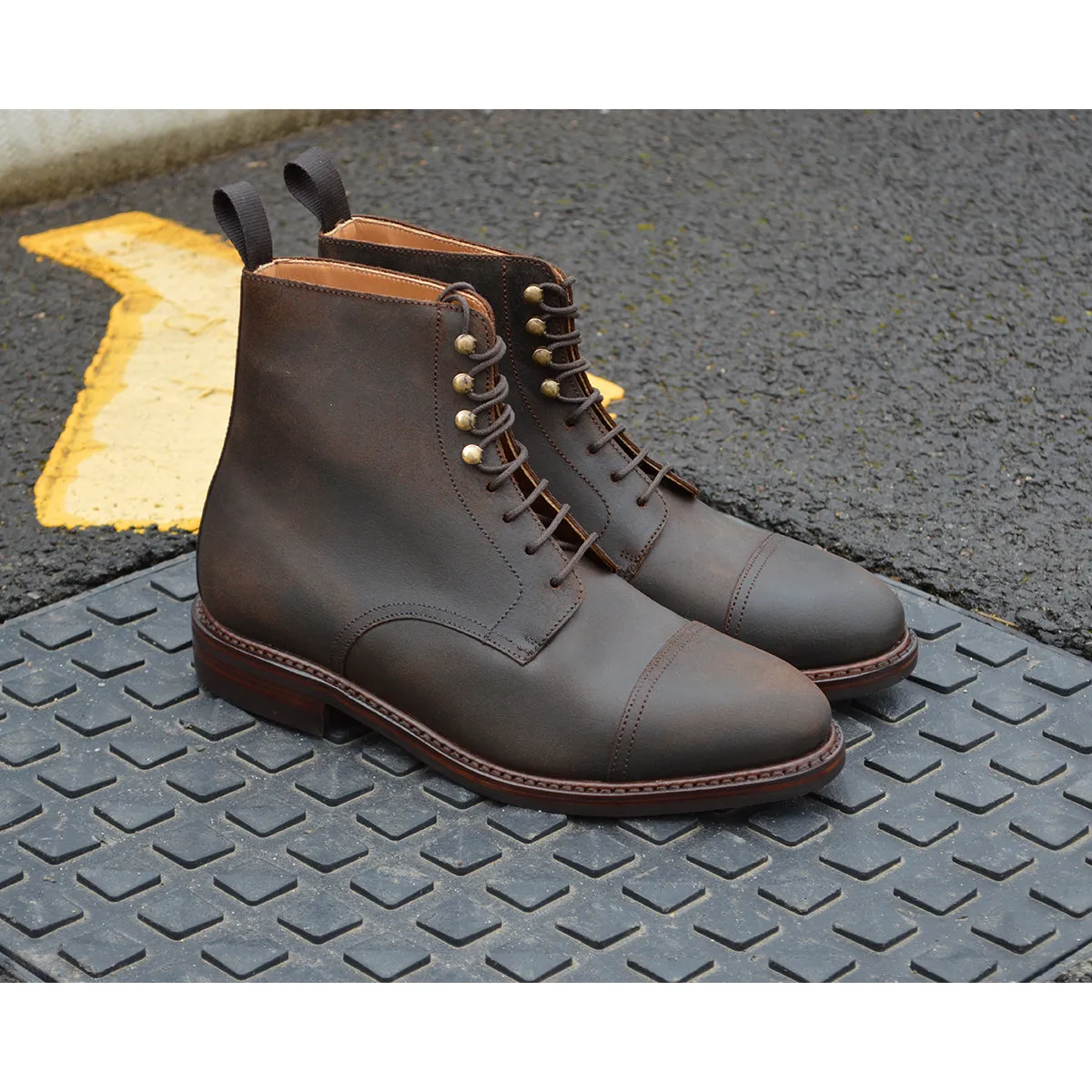 Berwick 1707 Waxy Commander Snuff Toe Cap Boots - Premium Leather Footwear