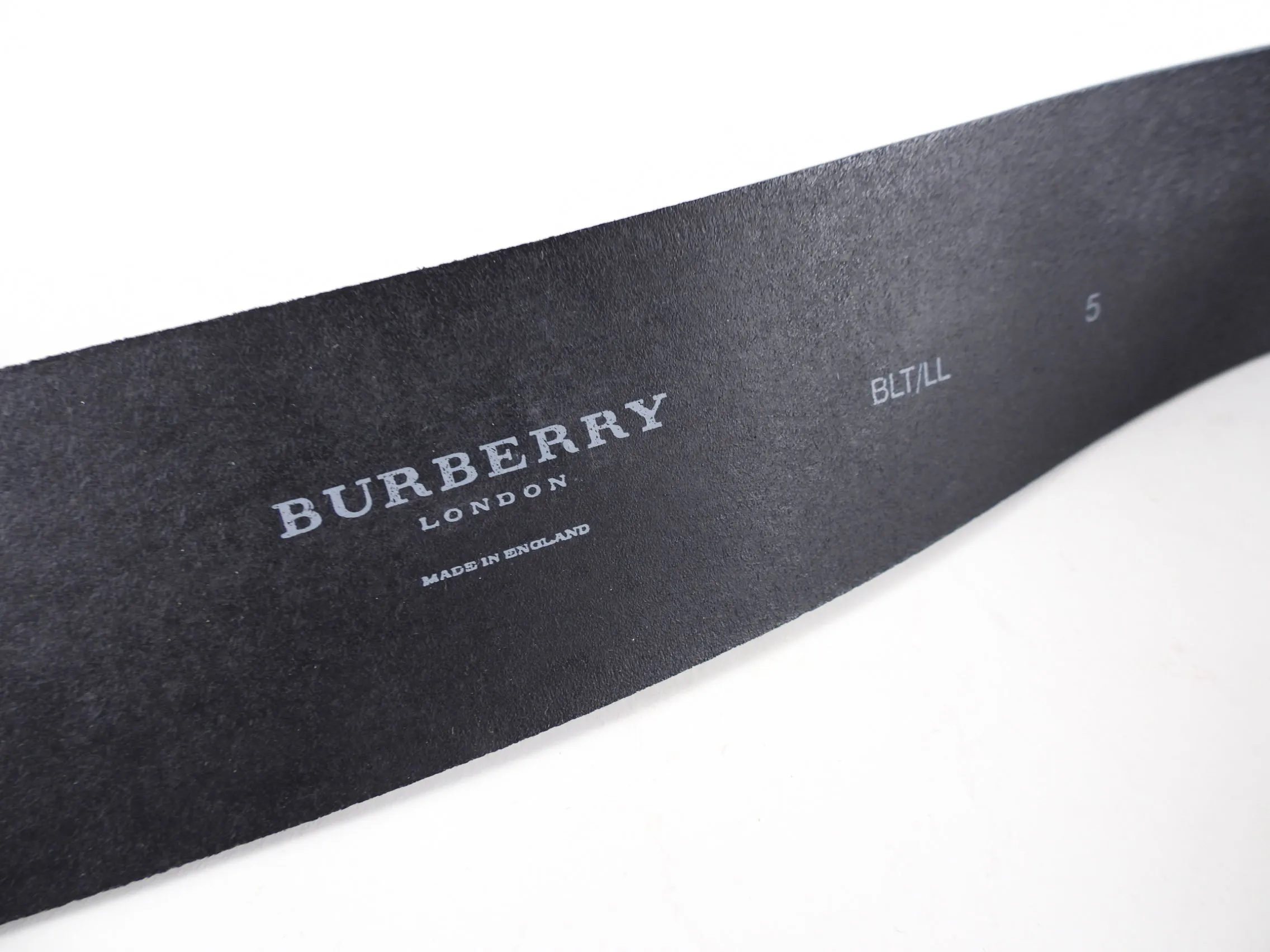 Burberry Black Leather Snap Pocket Belt - L