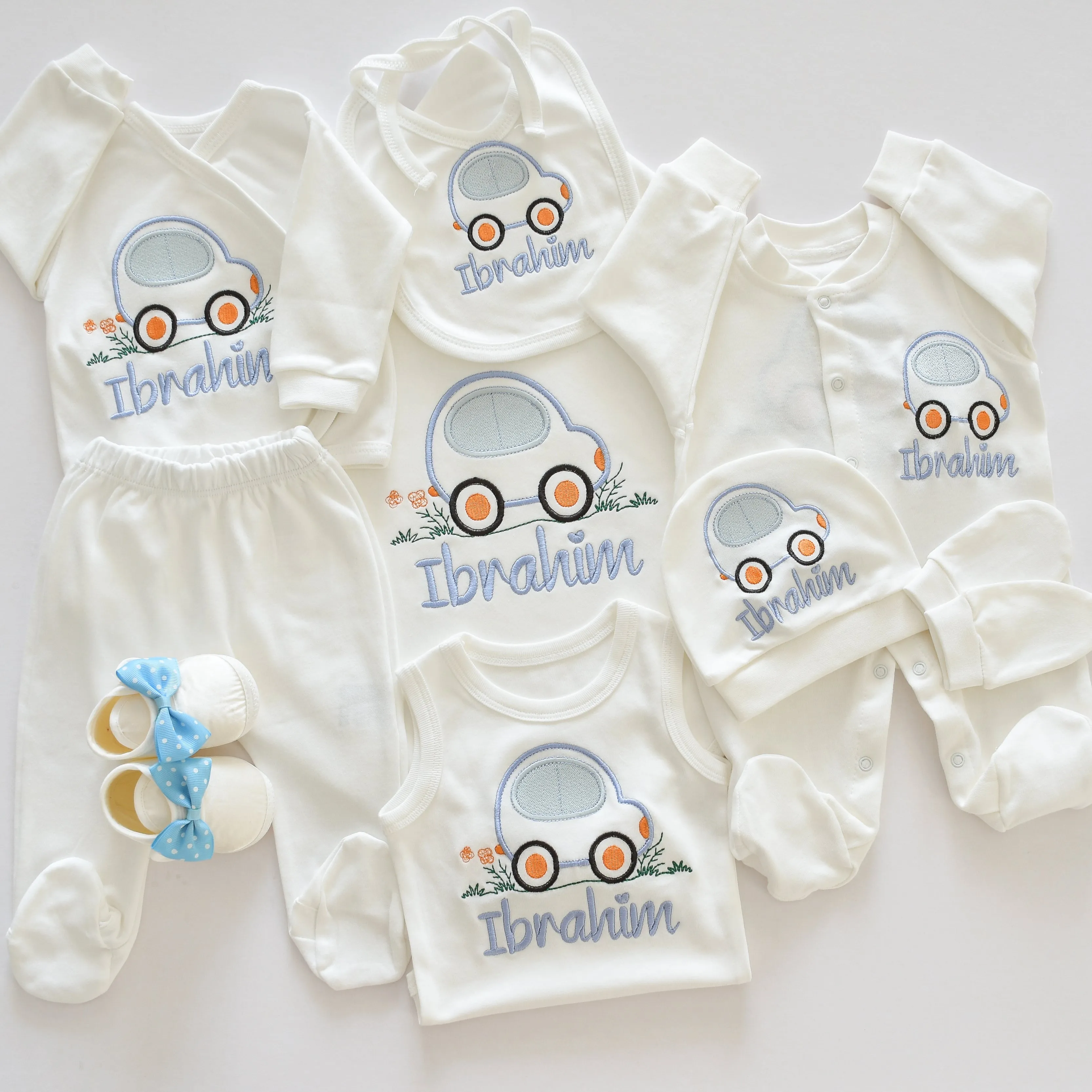 Car Embroidery Baby Set - Personalised Baby Set