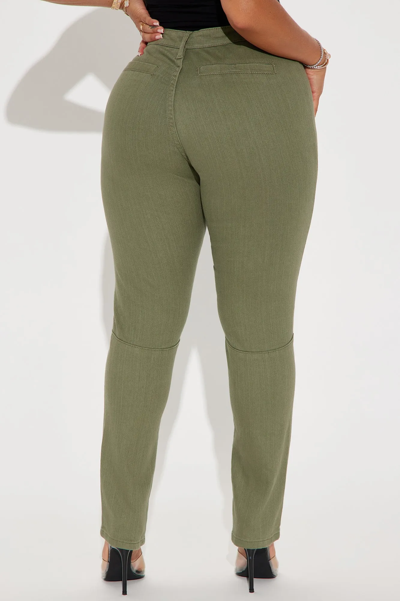 Keeping Score Skinny Pant - Olive