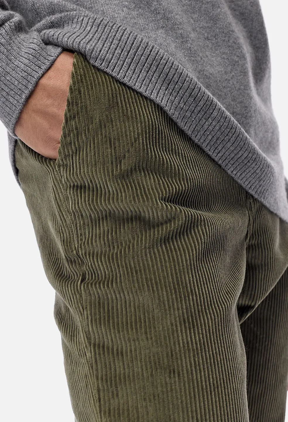 Trenton Corduroy Trousers / Olive